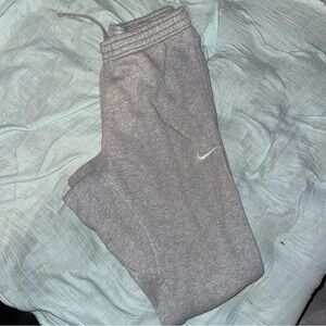 Nike Sweatpants